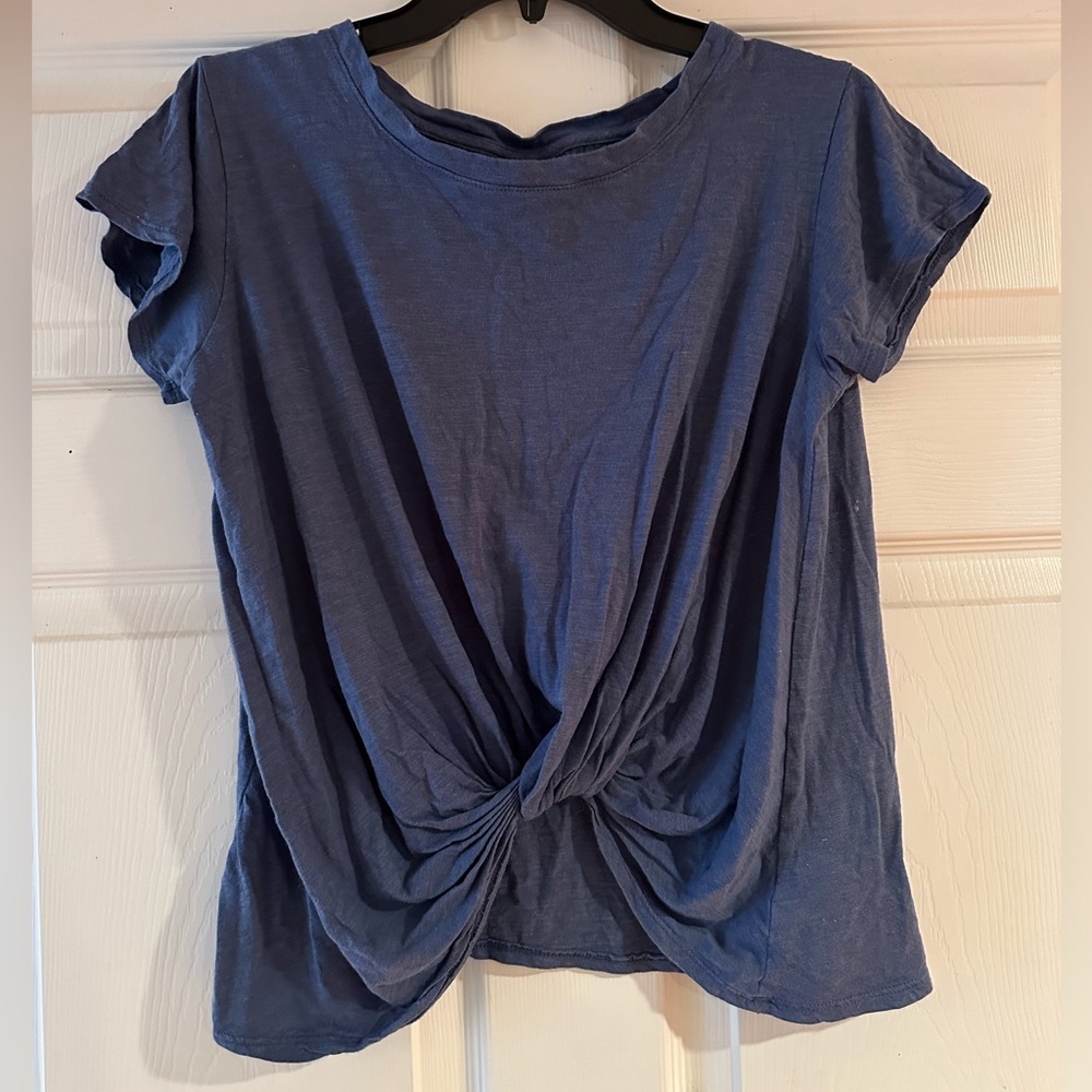 Bobeau Blue Front Twist Short Sleeve